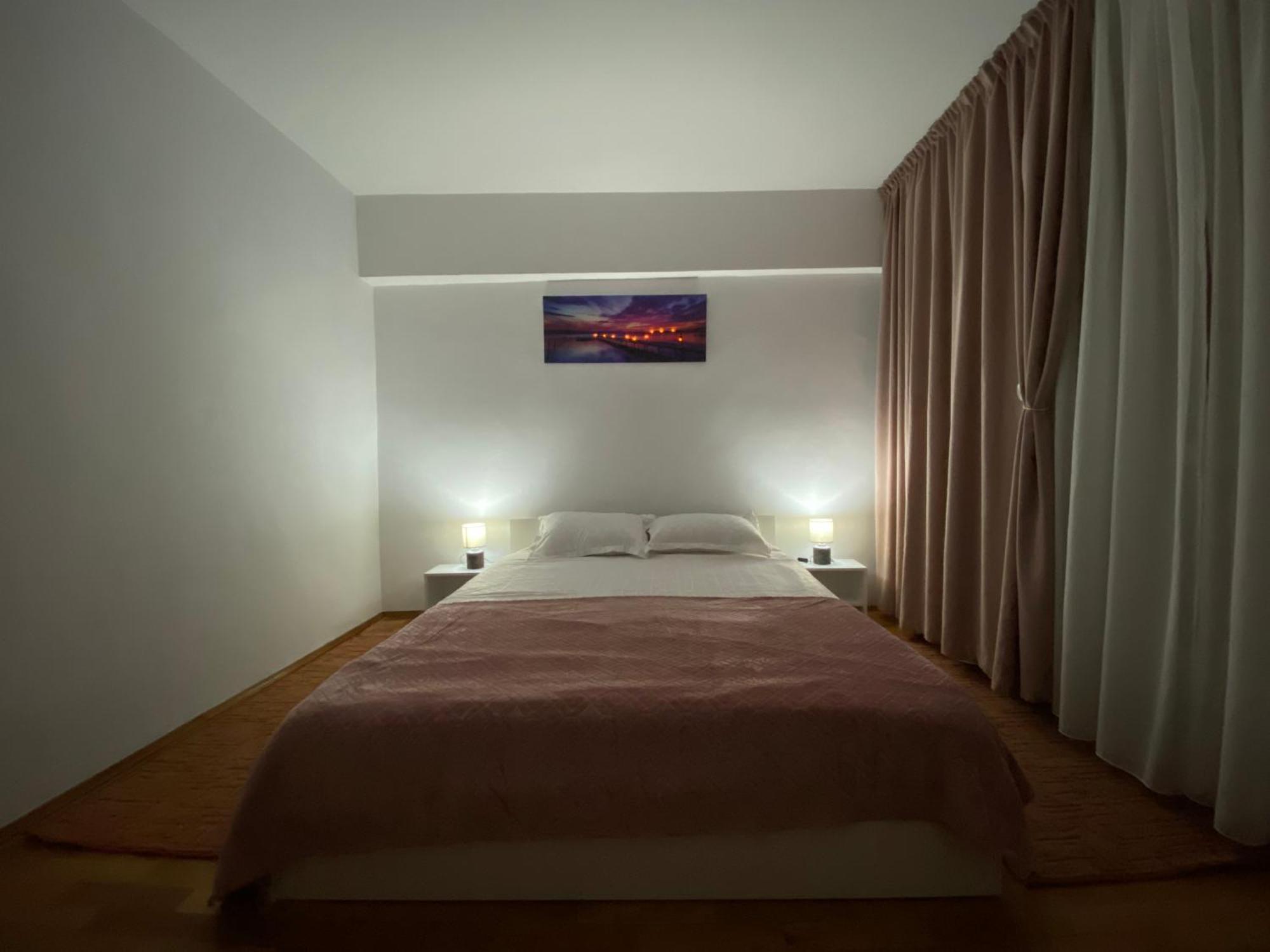 Central Relaxation Apartment Бухарест Екстер'єр фото