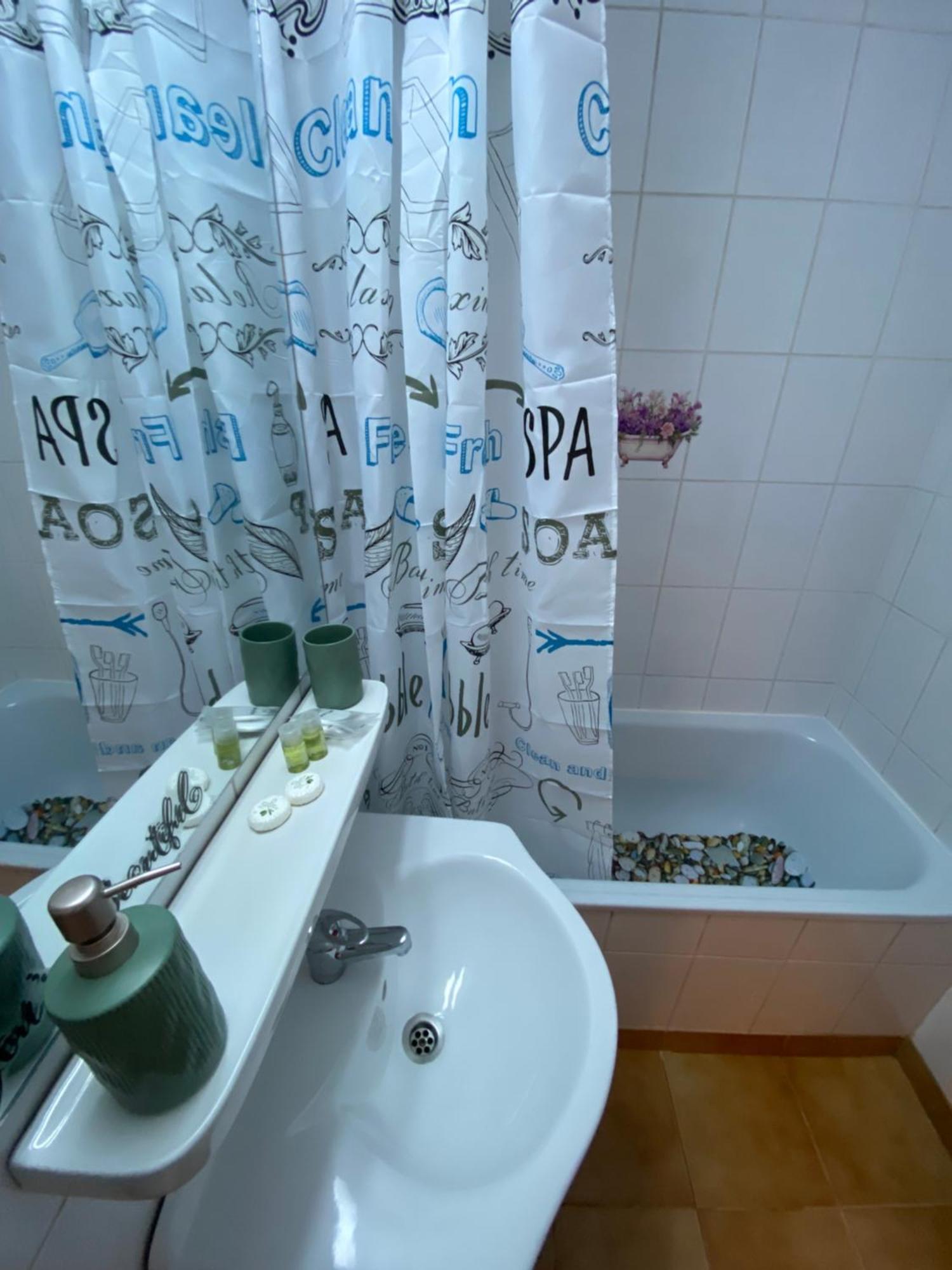 Central Relaxation Apartment Бухарест Екстер'єр фото