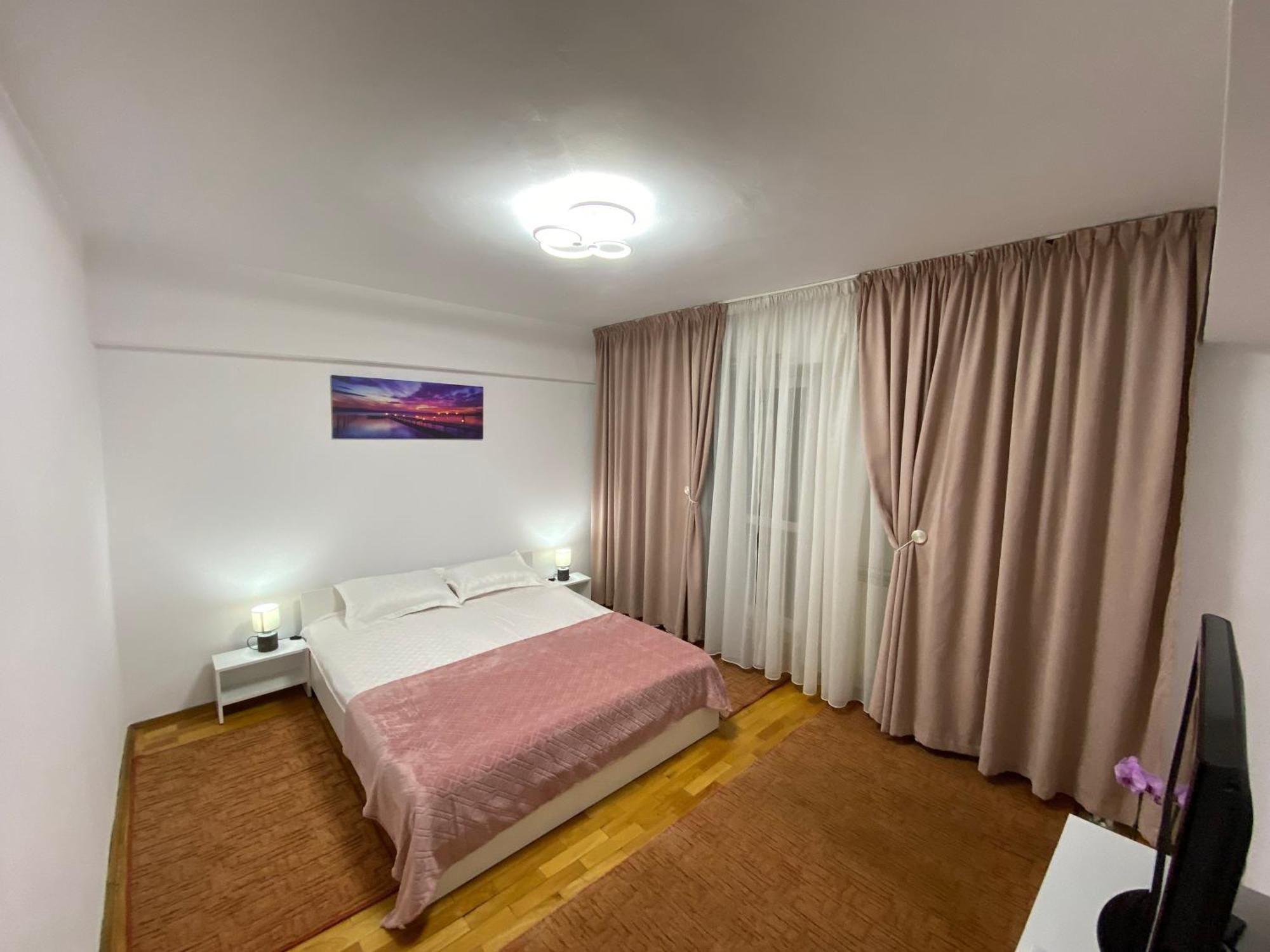 Central Relaxation Apartment Бухарест Екстер'єр фото