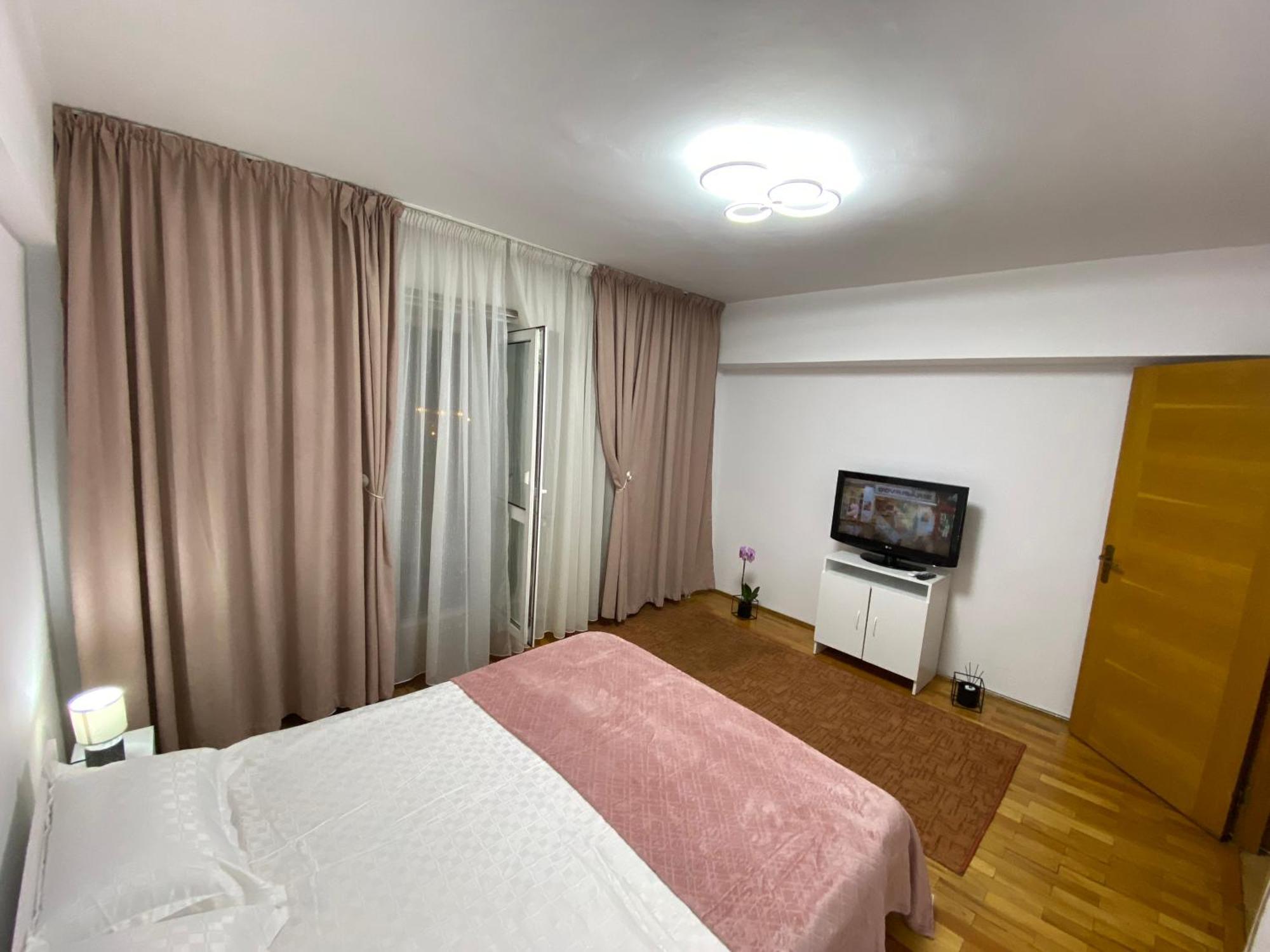 Central Relaxation Apartment Бухарест Екстер'єр фото